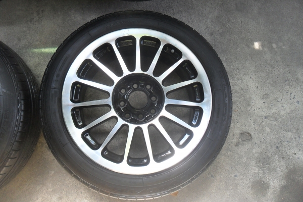 ล้อแม็ก16นิ้ว4รุ100/114 พร้อมยาง สวยๆ 4 ล้อ ลดราคาเหลือ 4500 บาท