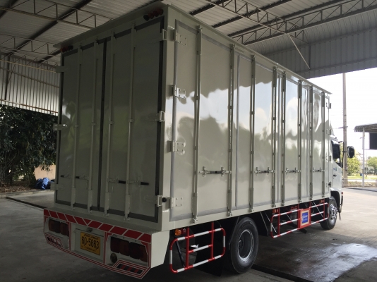 ขายHINO.Euro3.ซี่รี่ย์500. FC9JJLA เครื่องคอมมอนเรล.  175เเรงม้า.  เบรคทิฟฟี่ยาว 5.6เมตรตู้10บานเปิดได้รอบปี2555(2012)สภาพสวยใครต้องการไม่ผิดหวังราคา1,050,000บาทจัดไฟเเนนได้ดูรถได้ที่เต็นท์รถ JJ.AUTOCAR 2 หลังวัดจันทรารามติดถนนเพชรเกษมก.ม.ที่68.5 ฝั่งขาเข