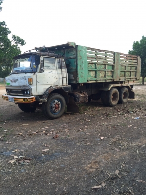 ขาย. kT725. เครื่อง168แรง. 2เพลาดั้ม. สภาพดีมากๆพร้อมใช้