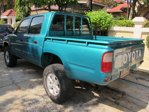 ขายรถกระบะไทเกอร์4ประตู โฟวิล4x4หัวนอกสเปกออสเตรเลียแท้ทั้งคัน ไม่มีทะเบียน