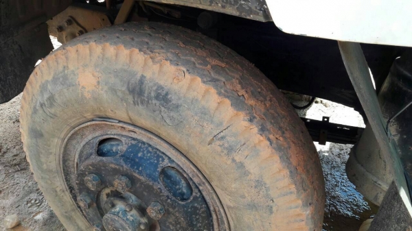 ขายรถน้ำHINO สองเพลา725 กับหกล้อISUZU110ดั้ม ขายรถน้ำHINO สองเพลา725 กับหกล้อISUZU110ดั้ม