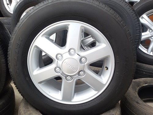 ขายล้อISUZU D-Max 16 พร้อมยาง215/65/16ปี 3114 4 ล้อ
