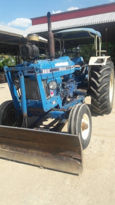 ขายรถไถฟรอด 6010เสื้อลาย