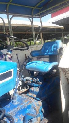 ขายรถไถฟรอด 6010เสื้อลาย