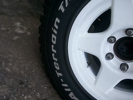 ล้อแมกซ์เลนโซ่เบลดเล่พร้อมยาง bf 265 75 16 สภาพสวยนางฟ้า ล้อแมกซ์เลนโซ่เบลดเล่พร้อมยาง bf 265 75 16 สภาพสวยนางฟ้า