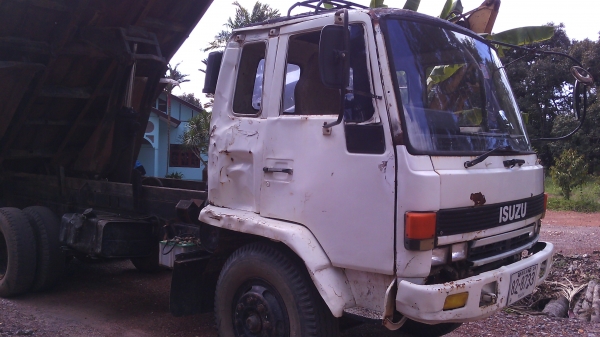 ขายร๊อกเล็ก เครื่อง6BG1 ช่วงล่างจัมโบ้ โทร081-9497804