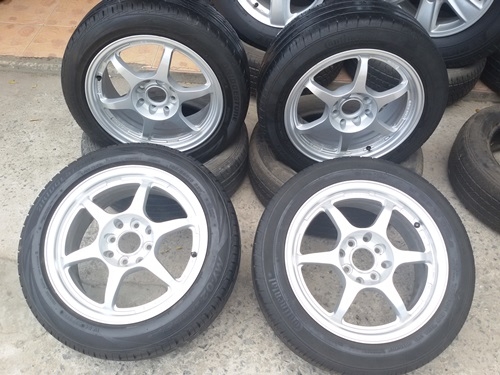 ขายล้อ P1 ขอบ15หน้า6.5 4รู100/114 ยาง185/55/15  4 ล้อ