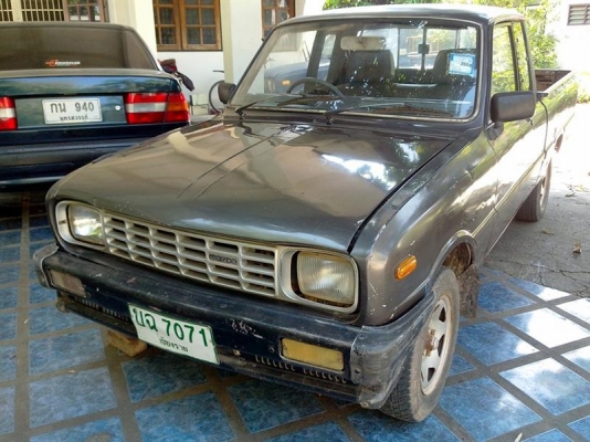 mazda 1300 แค๊ปเล็ก ปี89
