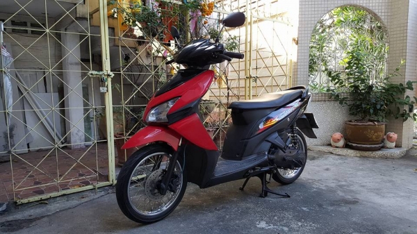 ขออนุญาติขาย  HONDA CLICK 110 cc.แดงดำ 9,900 บาท