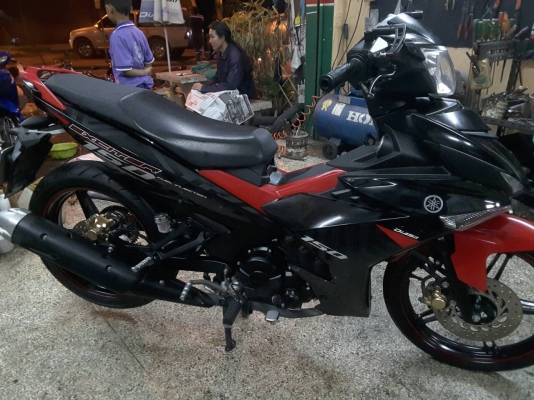 ขาย Yamaha Exciter 150 ปี 58 ล้อแม็ก สตาร์ทมือ สภาพสวย วิ่งน้อย เล่มพร้อมชุดโอน