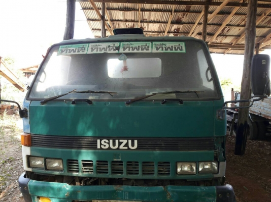 ขายหกล้อ ISUZU รถประกอบเครื่อง175แรง พร้อมโม่2.5คิวโม่ตรง ตามสภาพเครื่องพังเครื่องเกียร์ยุครบ เอกสารไม่มีครับ สัญญาซื้อขาย