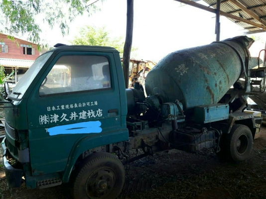 ขายหกล้อ ISUZU รถประกอบเครื่อง175แรง พร้อมโม่2.5คิวโม่ตรง ตามสภาพเครื่องพังเครื่องเกียร์ยุครบ เอกสารไม่มีครับ สัญญาซื้อขาย