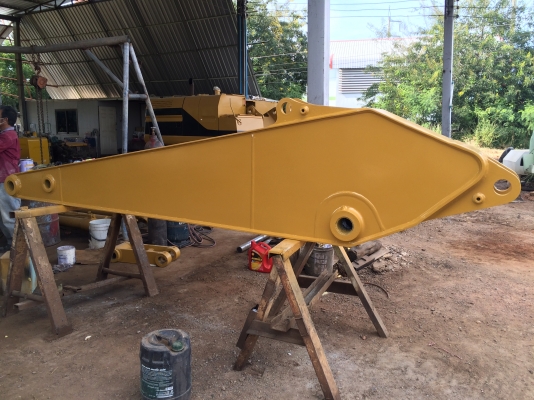 ขายบูมอาร์ม CAT 325 เก็บสีพร้อมยกขึ้นแล้ว ราคา 80000 บาท ขายบูมอาร์ม CAT 325 เก็บสีพร้อมยกขึ้นแล้ว ราคา 80000 บาท