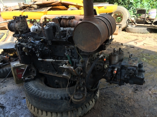 ขายเครื่อง+ปั๊ม KOMATSU PC200-7 ราคา 220000 บาท