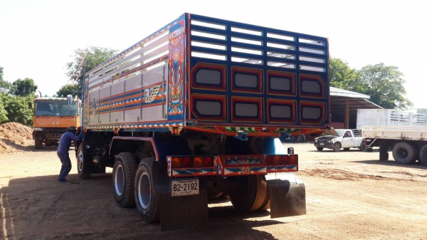 ขายเด่วน ROCKY 240 สองเพลา กระบะเนียม เครื่อง โบ อินเตอร์ ขายเด่วน ROCKY 240 สองเพลา กระบะเนียม เครื่อง โบ อินเตอร์