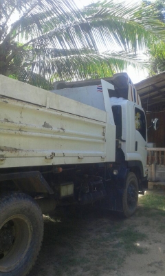 ขายรถบรรทุก 6 ล้อดัมพ์ ISUZU FTR 240 แรงม้าปี 2556 ไมล์ 60000 กม.ราคา 1200000