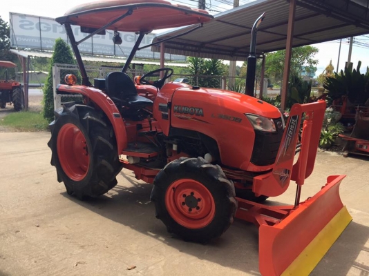 ขายรถไถ Kubota L3608(4WD) พร้อมใบมีดและผานพรวนช้าง รถพร้อมใช้งาน ขายรถไถ Kubota L3608(4WD) พร้อมใบมีดและผานพรวนช้าง รถพร้อมใช้งาน