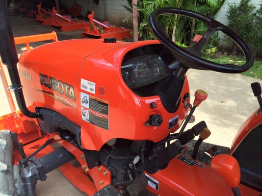 ขายรถไถ Kubota L3608(4WD) พร้อมใบมีดและผานพรวนช้าง รถพร้อมใช้งาน