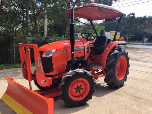 ขายรถไถ Kubota L3608(4WD) พร้อมใบมีดและผานพรวนช้าง รถพร้อมใช้งาน