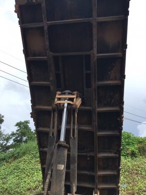 ขายหางพ่วง สามมิต ดั้ม 2 เพลา. ปี 56   สนใจติดต่อ  081 - 6079515