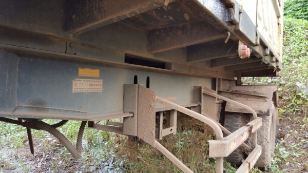 ขายหางพ่วง สามมิต ดั้ม 2 เพลา. ปี 56   สนใจติดต่อ  081 - 6079515