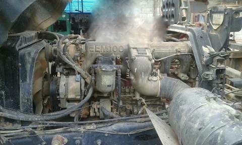 รถฮีโน่ 10 ล้อดั้ม FM227  220 แรงม้า. ปี 33 ( *** มีขาย 2 คัน. )    สนใจติดต่อ  081 - 6079515