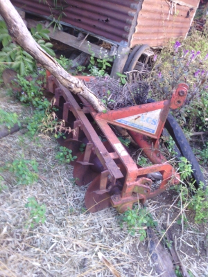 L1-2605 26แรง ขับเคลื่อนสี่ล้อ พวงมาลัยพาวเวอร์ มีใบดัน มีผานหก สนใจติดต่อ สีนวนลำเพลิน 0899638932 L1-2605 26แรง ขับเคลื่อนสี่ล้อ พวงมาลัยพาวเวอร์ มีใบดัน มีผานหก สนใจติดต่อ สีนวนลำเพลิน 0899638932