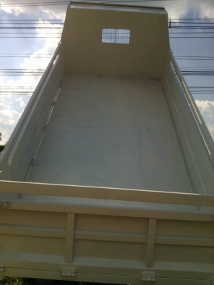 ขายครับ ดั้ม 6 ล้อ 4 คิว พร้อมใช้ครับ ขายครับ ดั้ม 6 ล้อ 4 คิว พร้อมใช้ครับ