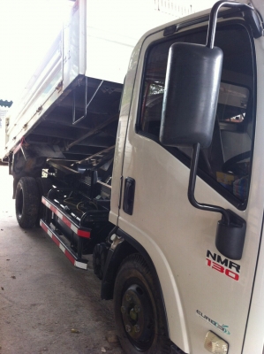 ขายคับ อีซูซุ NMR130 ปี53 ดั้มสามมิตรสภาพดี ใช้งานน้อย