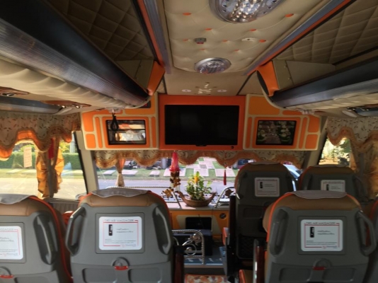 ขายรถบัส วอลโว่ บี11อาร์ (VOLVO B11R) สิริขวัญบารมี โทร. 094-5646987