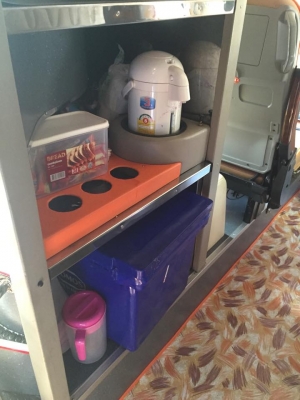 ขายรถบัส วอลโว่ บี11อาร์ (VOLVO B11R) สิริขวัญบารมี โทร. 094-5646987