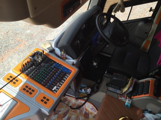 ขายรถบัส วอลโว่ บี11อาร์ (VOLVO B11R) สิริขวัญบารมี โทร. 094-5646987