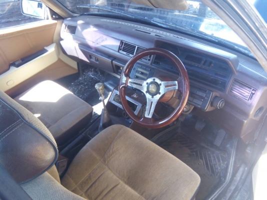 ขาย มิตซู นิวกาแลน สวยคลาสสิคใช้งานได้ 2 ระบบ ภาษีเต็ม มีเล่มไม่มีชุดโอน ขับทางไกลสบาย