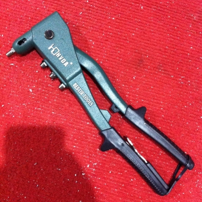 คีมย้ำรีเวท HYDA