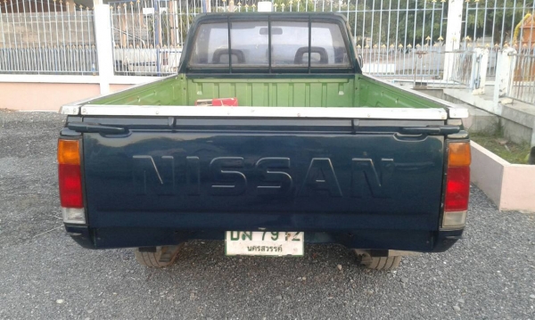 ขายรถกระบะ NISSAN BIG M ฝาแดง สภาพดี สีสวย พร้อมใช้งาน ขายรถกระบะ NISSAN BIG M ฝาแดง สภาพดี สีสวย พร้อมใช้งาน