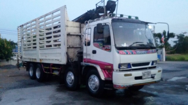 ISUZU12ล้อเครื่อง.6BG1โบว์อินเตอร์.ติดเฮี๊ยบ5ตันมีตัวขยุ้ม.สภาพสวยพร้อมใช้.ราคา.890,000. ISUZU12ล้อเครื่อง.6BG1โบว์อินเตอร์.ติดเฮี๊ยบ5ตันมีตัวขยุ้ม.สภาพสวยพร้อมใช้.ราคา.890,000.