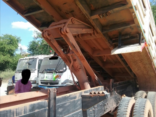 ขายด่วนไอ้หลงEURO3 ปี55 245แรงสองเพลาดั้ม สภาพเดิมสุดๆ สดสุดๆ พร้อมใช้เอกสารพร้อมจัดแนนท์ได้โทร0856842587