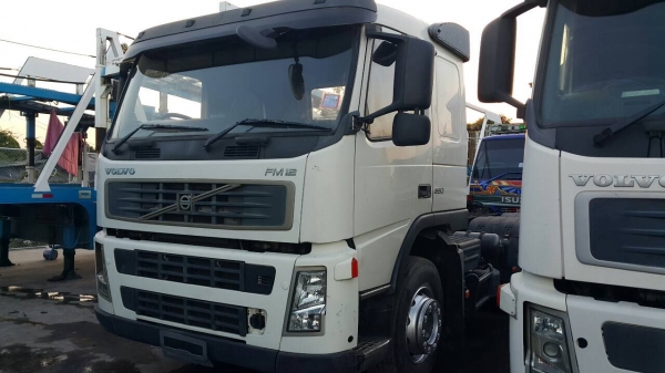 ขายหัวลากVolvo380แรง2เพลาปี49
