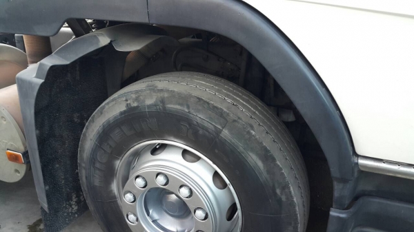 ขายหัวลากVolvo380แรง2เพลาปี49