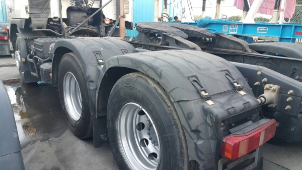 ขายหัวลากVolvo380แรง2เพลาปี49