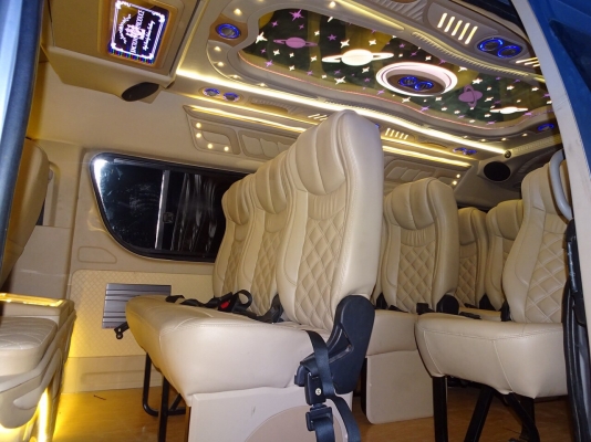 โทร0877658887นางเบสท์รถตู้ท่าพระดีเซล2.5ปี13