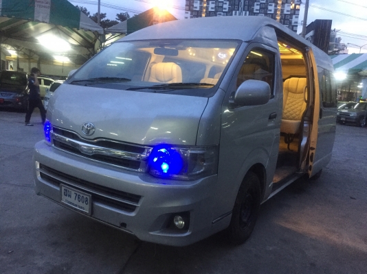 โทร0877658887นางเบสท์รถตู้ท่าพระดีเซล2.5ปี13