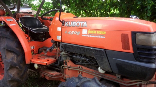 ขายครับ รถแทรคเตอร์ คูโบต้า L4508 พร้อมใช้งานครับ
