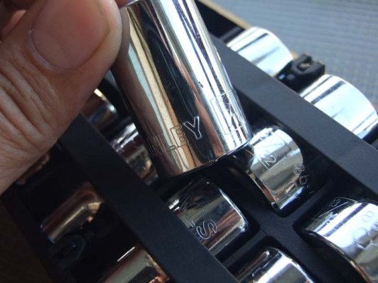 ลูกบล็อค STANLEY  ขนาด 1/2"  (SAE)