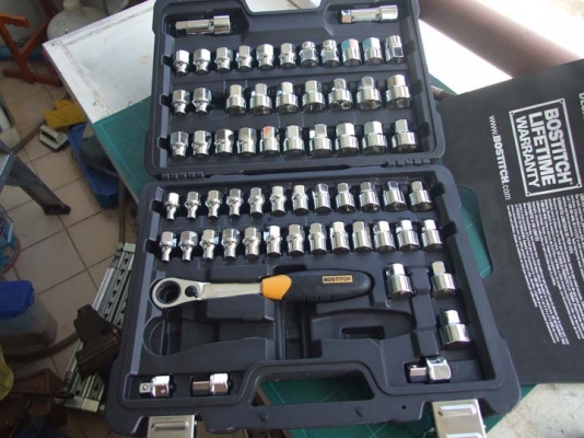 ชุดเครื่องมือ Pass-Thru Socket set ของ BOSTITCH (Made in Taiwan)