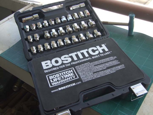 ชุดเครื่องมือ Pass-Thru Socket set ของ BOSTITCH (Made in Taiwan)