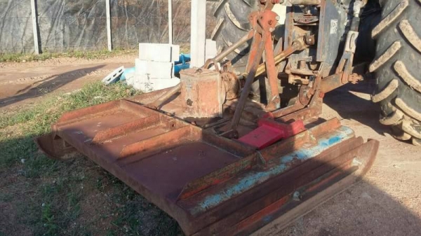 Newholland 750,000 บาท M100DT 4,500 ชั่วโมง (ใบมีด เครื่องตัด) เอกสารอินวอยท์ 090-772-3710 090-772-3708 Newholland 750,000 บาท M100DT 4,500 ชั่วโมง (ใบมีด เครื่องตัด) เอกสารอินวอยท์ 090-772-3710 090-772-3708