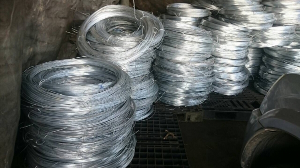 ขายลวดชุบ ราคาถูกเป็น KG มีขนาด คุณภาพดี ขนาดประมาณ2-3มิล มีจำนวนเยอะ เป็น10ตัน สนใจติดต่อ 089 889 3055 อมร