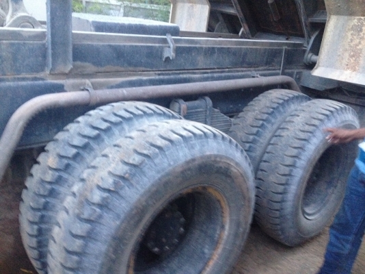 ขายสิบล้อดั้ม2เพลา ISUZU 240 แม่ลูกพ่วงดั้ม เครื่องดีครัชซีสวย