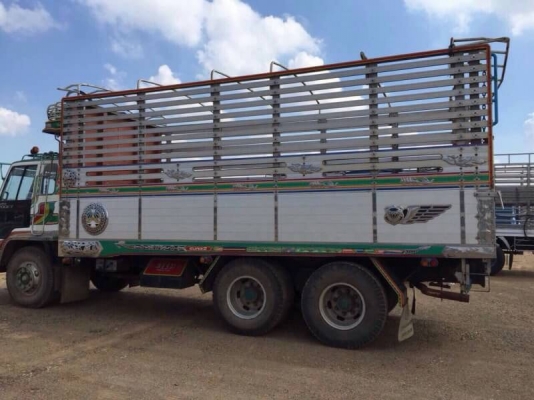 ขาย อีซูซุ 175แรง ปี35 กระบะซุ่นชัย แปลงใส่เพลาใหญ่สองเพลา พร้อมใช้ครับ ขาย อีซูซุ 175แรง ปี35 กระบะซุ่นชัย แปลงใส่เพลาใหญ่สองเพลา พร้อมใช้ครับ